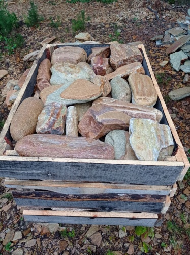 Златолит жёлтый, жёлто-зелёный глыбки и валуны для ланшафтного дизайна купить в Куйбышеве