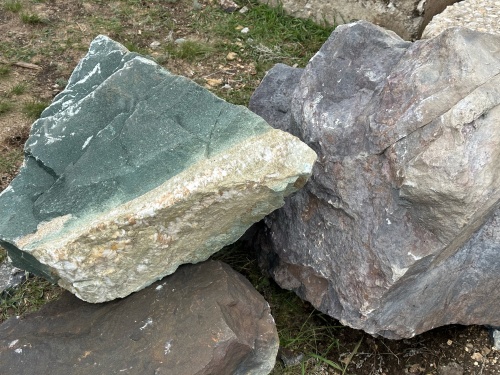 Камни для ландшафтного дизайна зелёные 10-60 килограмм купить в Куйбышеве