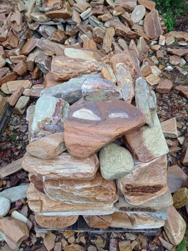 Златолит жёлтый, жёлто-зелёный глыбки и валуны для ланшафтного дизайна купить в Куйбышеве