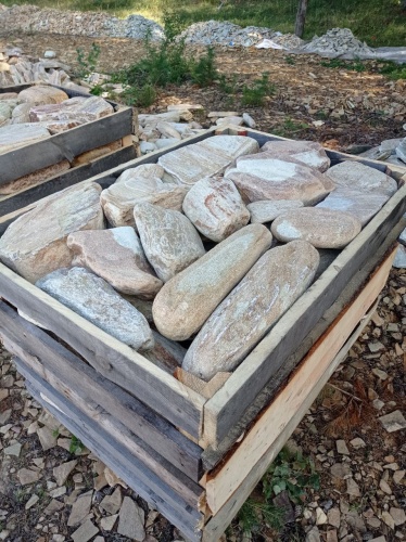 Златолит жёлтый, жёлто-зелёный глыбки и валуны для ланшафтного дизайна купить в Куйбышеве