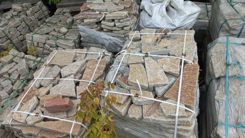 Гранитный плитняк галтованный для парковки купить в Куйбышеве