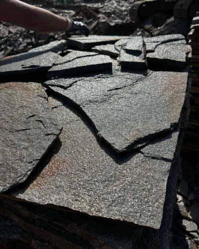 Плитняк златолит серебристый для фасада купить в Куйбышеве