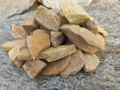 Златолит жёлтый декоративная каменная крошка купить в Куйбышеве